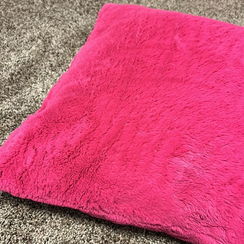 Pink Soft Pillow - Picture 3 of 3